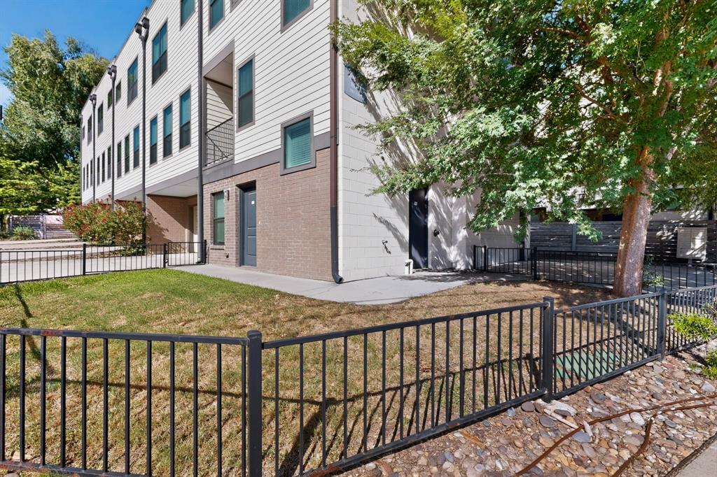 4950 Cedar Springs Road, Unit 301 Dallas, TX 75219 - Photo 20 of 23