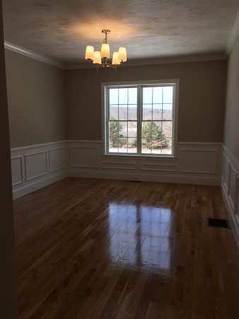 18 Jordan Road Holden, MA 01520 - Photo 5 of 14 Gallery Image 5