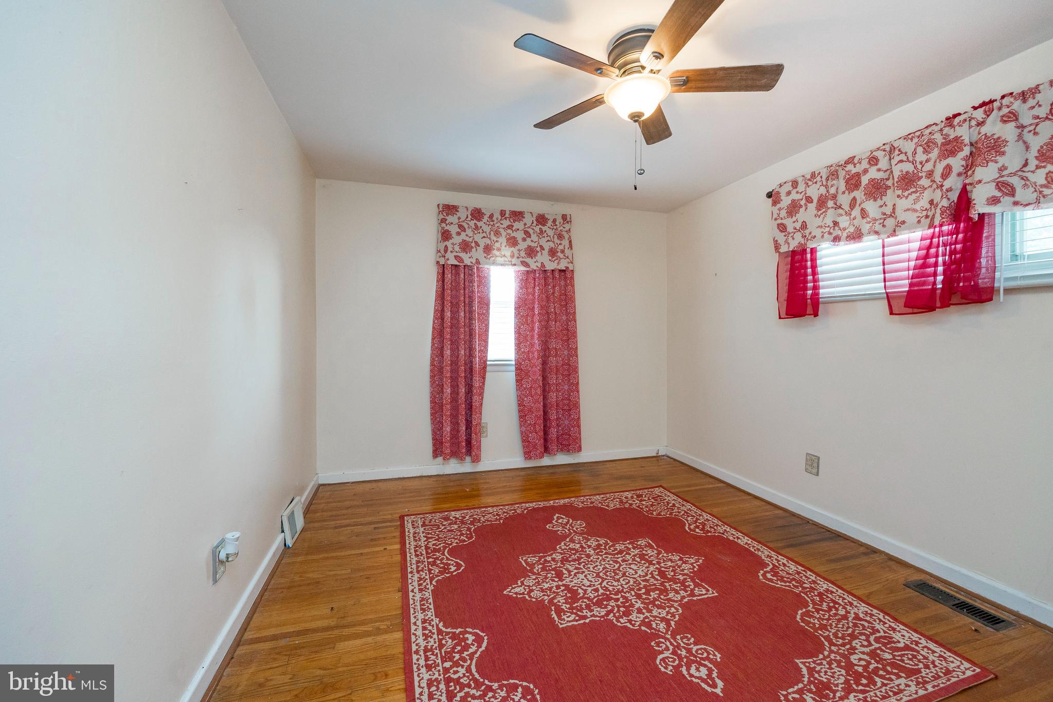 121 Henry Road Norristown, PA 19403 - Photo 14 of 27 Gallery Image 14