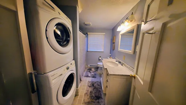 $2,800 | 4 Debbie Lane, Mashpee, MA 02649