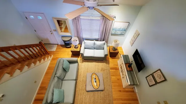 $2,800 | 4 Debbie Lane, Mashpee, MA 02649