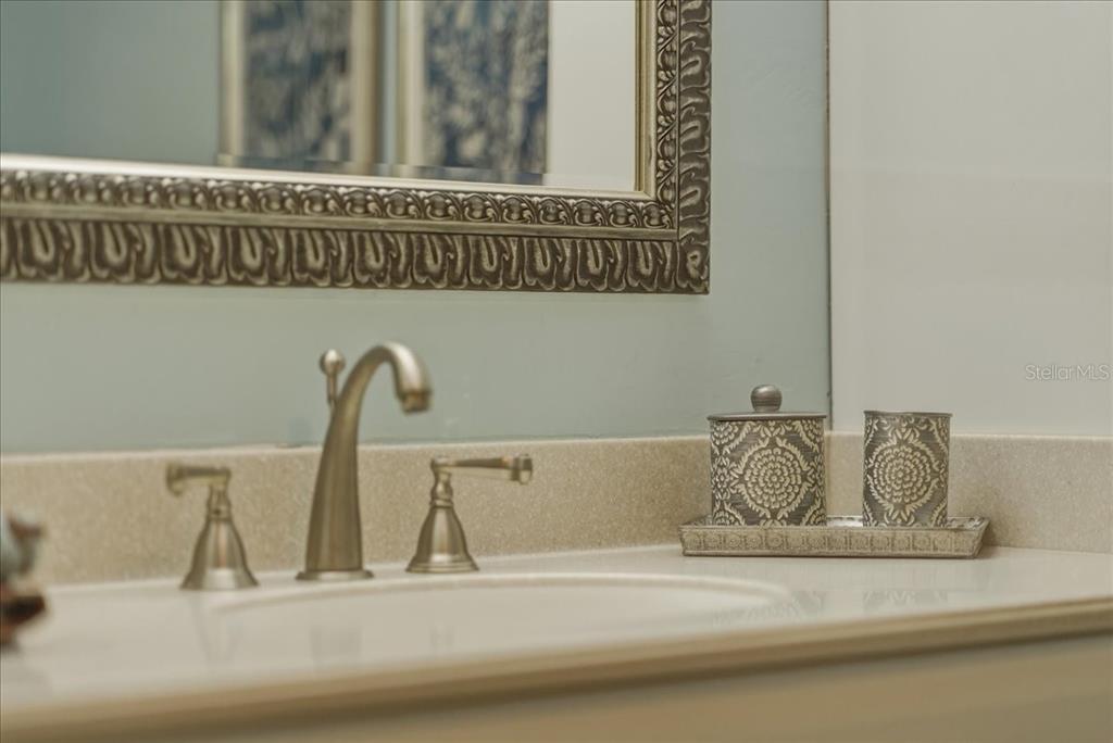 633 Alhambra Road, Unit 301 Venice, FL 34285 - Photo 43 of 76 Gallery Image 43