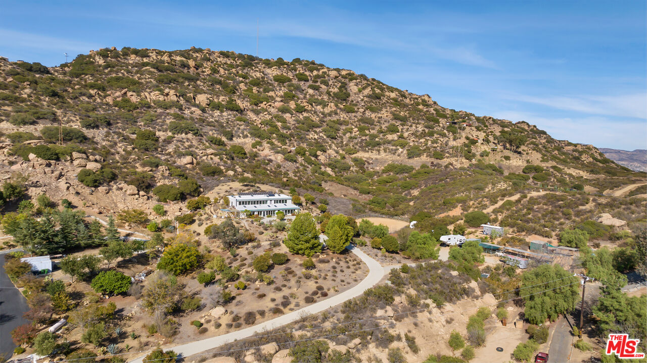 7401 Studio Road West Hills, CA 91304 - Photo 18 of 18 a view of a large tree