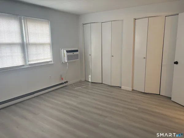 $1,995 | 18 Canterbury Arms, Unit 18, New Milford, CT 06776