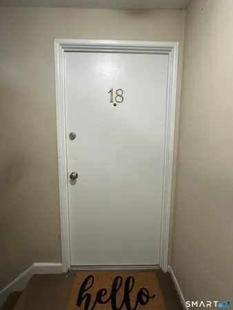 $1,995 | 18 Canterbury Arms, Unit 18, New Milford, CT 06776