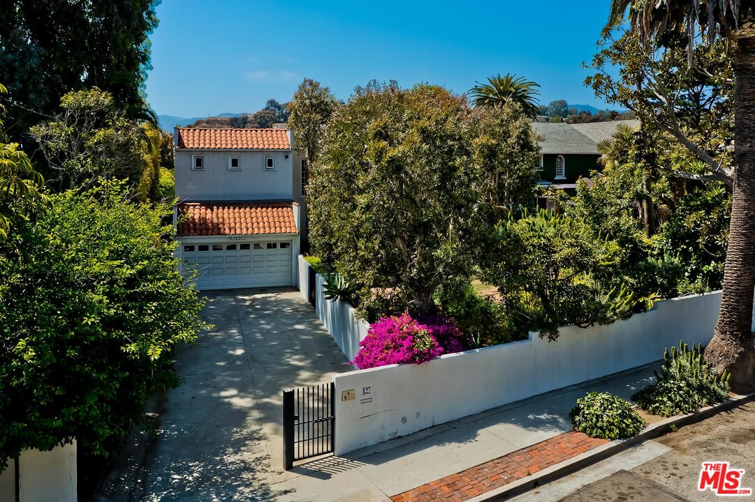 127 Mabery Road Santa Monica, CA 90402 - Photo 3 of 41 Gallery Image 3