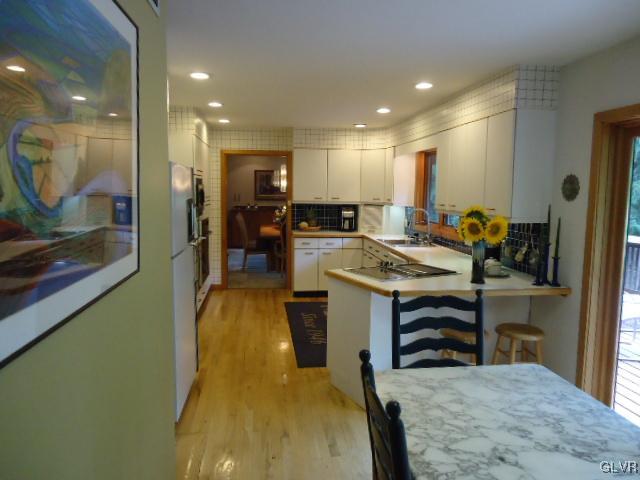 3668 Ritter Road Allentown, PA 18104 - Photo 6 of 36 a kitchen with sink and refrigerator