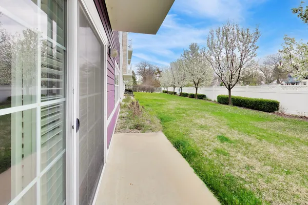 $599,000 | 235 North Whittaker Street, Unit 30, New Buffalo, MI 49117