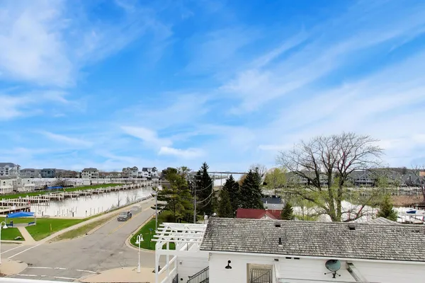 $599,000 | 235 North Whittaker Street, Unit 30, New Buffalo, MI 49117