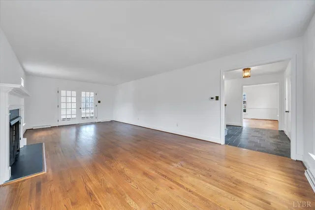 a view of livingroom with hardwood floor and window