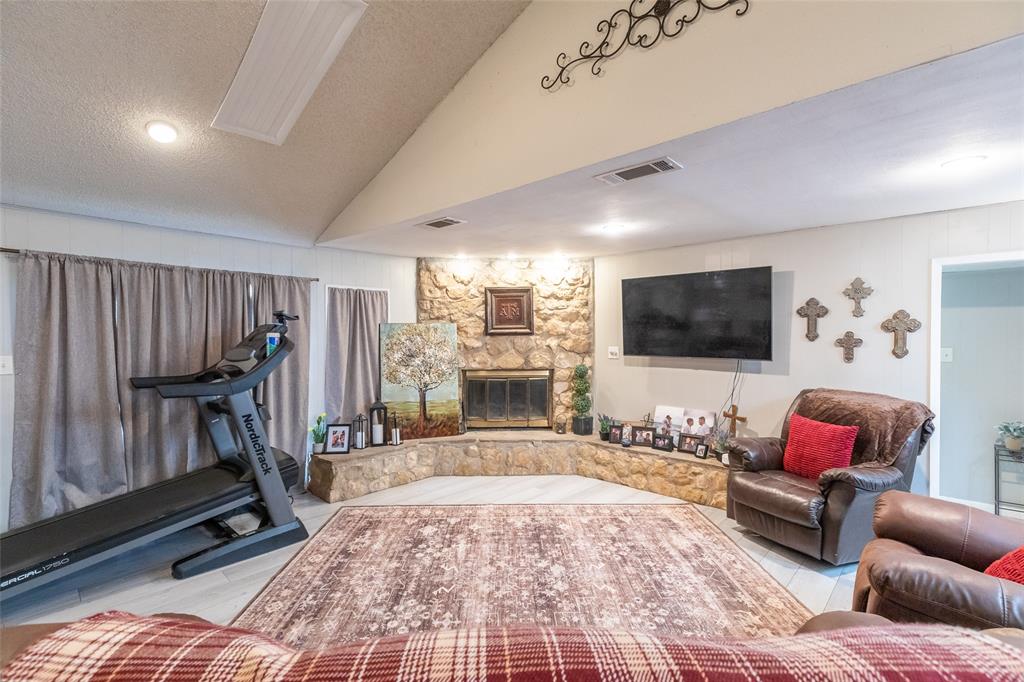 1111 Beall Street Sweetwater, TX 79556 - Photo 17 of 35