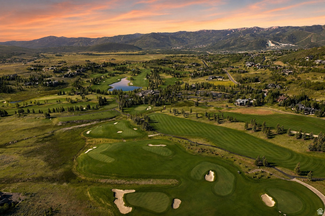 1374 West Red Fox Road, Unit 17 Park City, UT 84098 - Photo 18 of 23