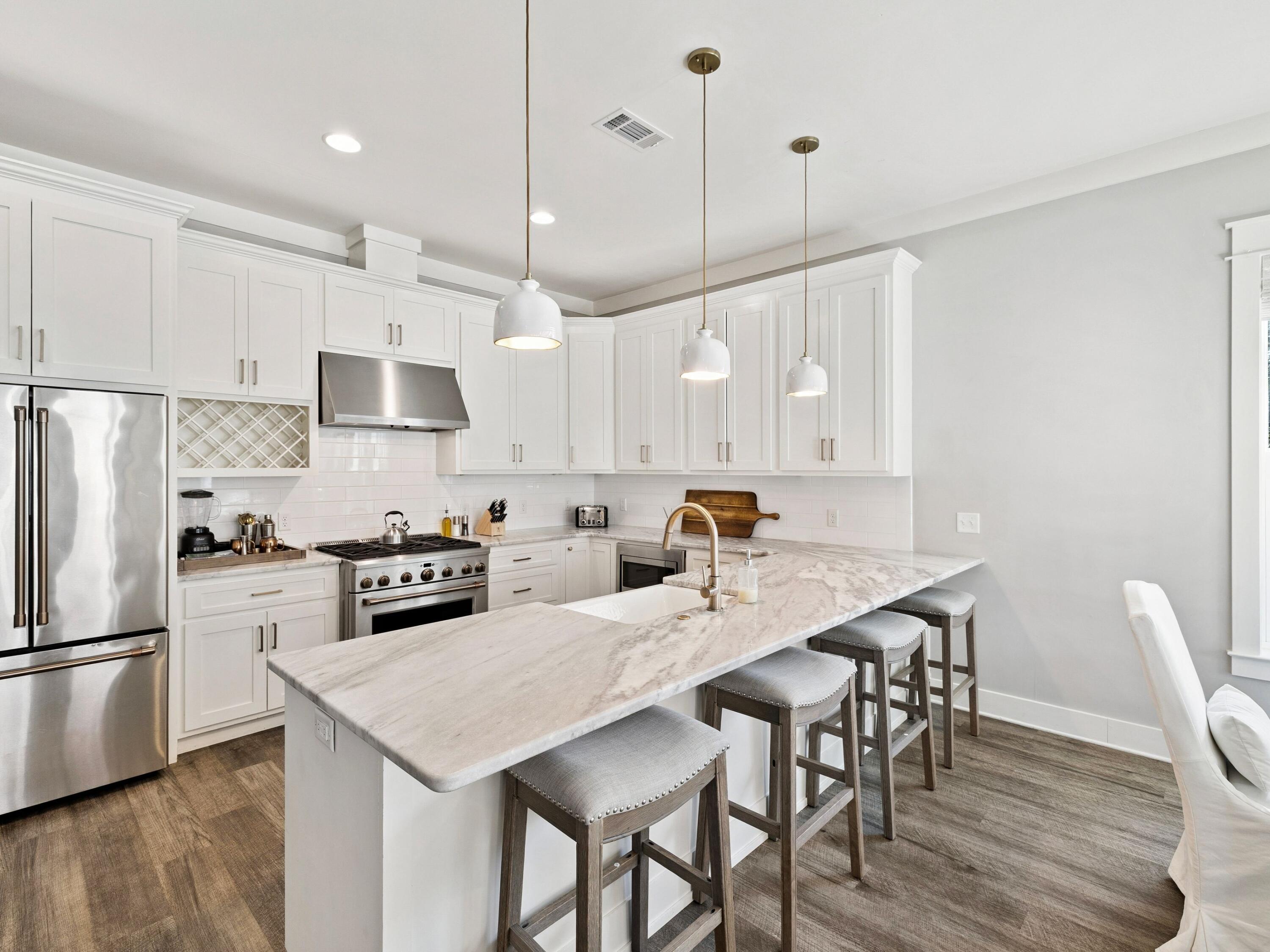 102 Flip Flop Lane Seacrest, FL 32461 - Photo 3 of 33 photo_online_003