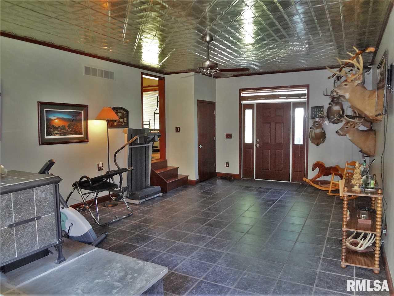 22612 North Hampton Road Chillicothe, IL 61523 - Photo 12 of 36 Gallery Image 12
