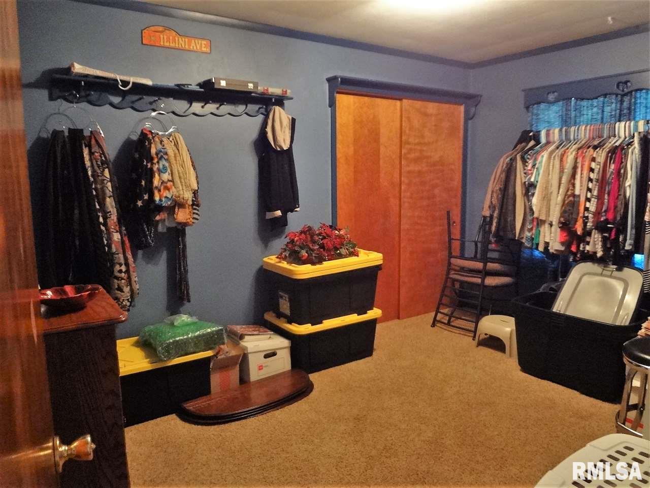 22612 North Hampton Road Chillicothe, IL 61523 - Photo 17 of 36 Gallery Image 17