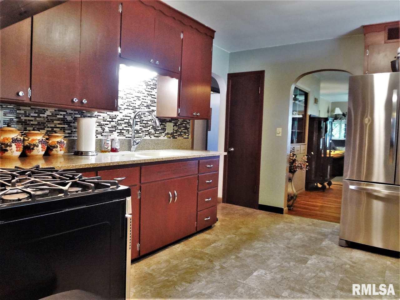22612 North Hampton Road Chillicothe, IL 61523 - Photo 6 of 36 Gallery Image 6