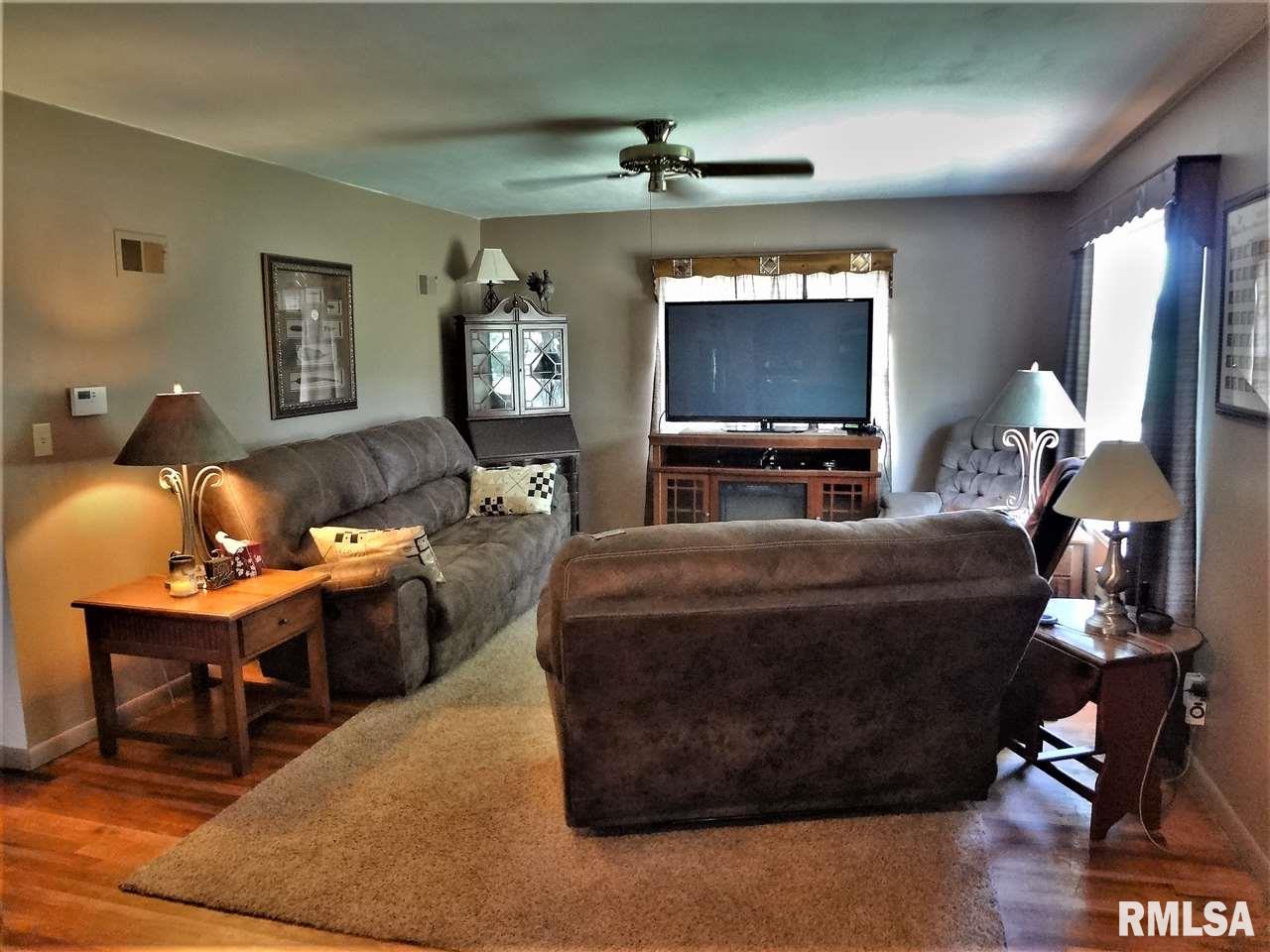 22612 North Hampton Road Chillicothe, IL 61523 - Photo 9 of 36 Gallery Image 9