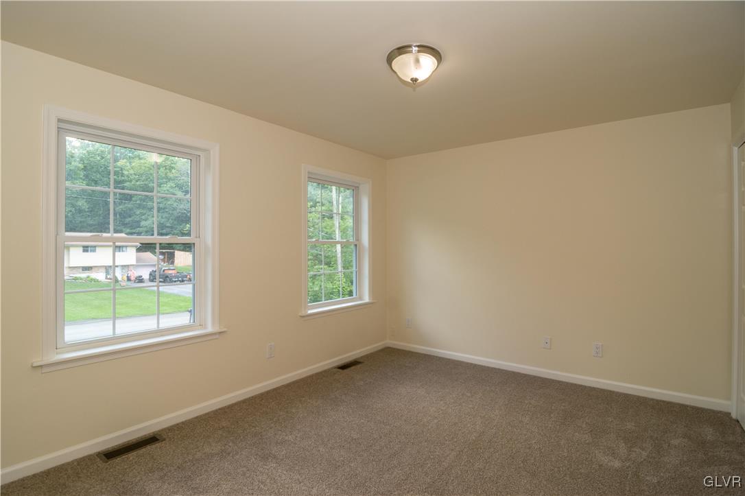 1315 Kroucher Road Stroudsburg, PA 18360 - Photo 10 of 49