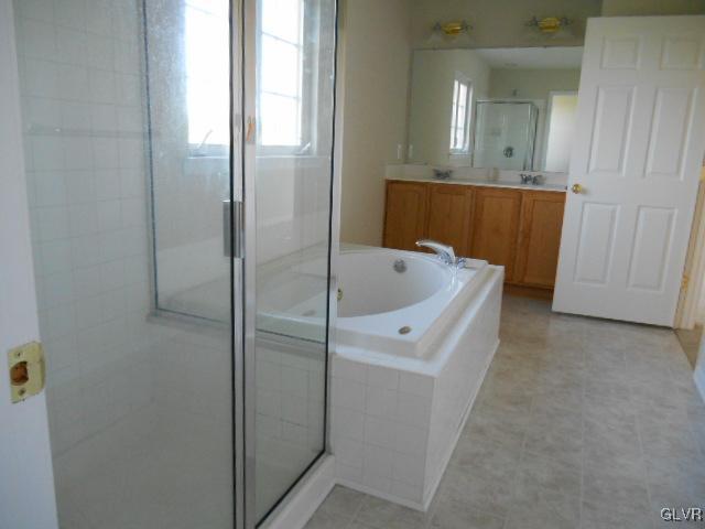 5336 Seip Road Bethlehem, PA 18017 - Photo 11 of 13 Gallery Image 11