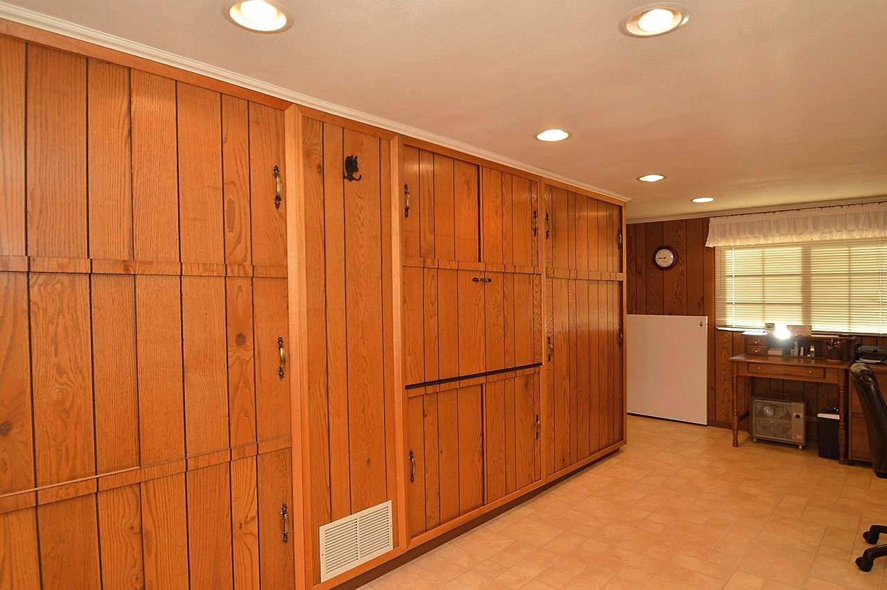 4595 Williams Valley Road Clayton, WA 99110 - Photo 10 of 20