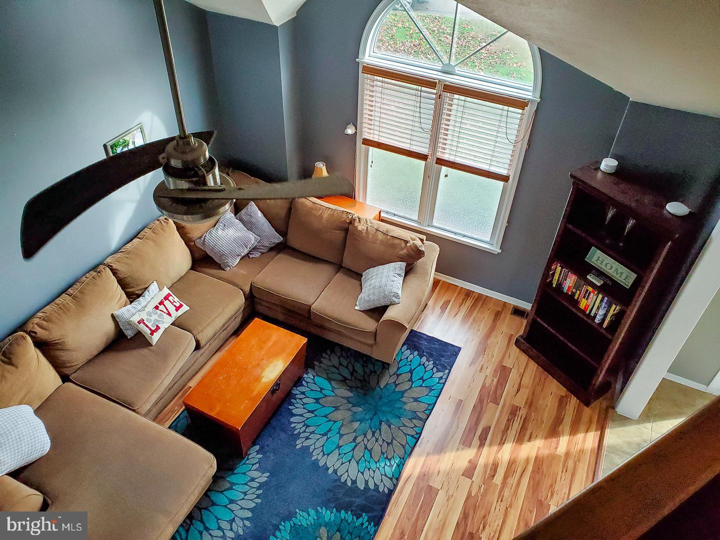 811 Hunter Road Easton, PA 18040 - Photo 3 of 24 Gallery Image 3