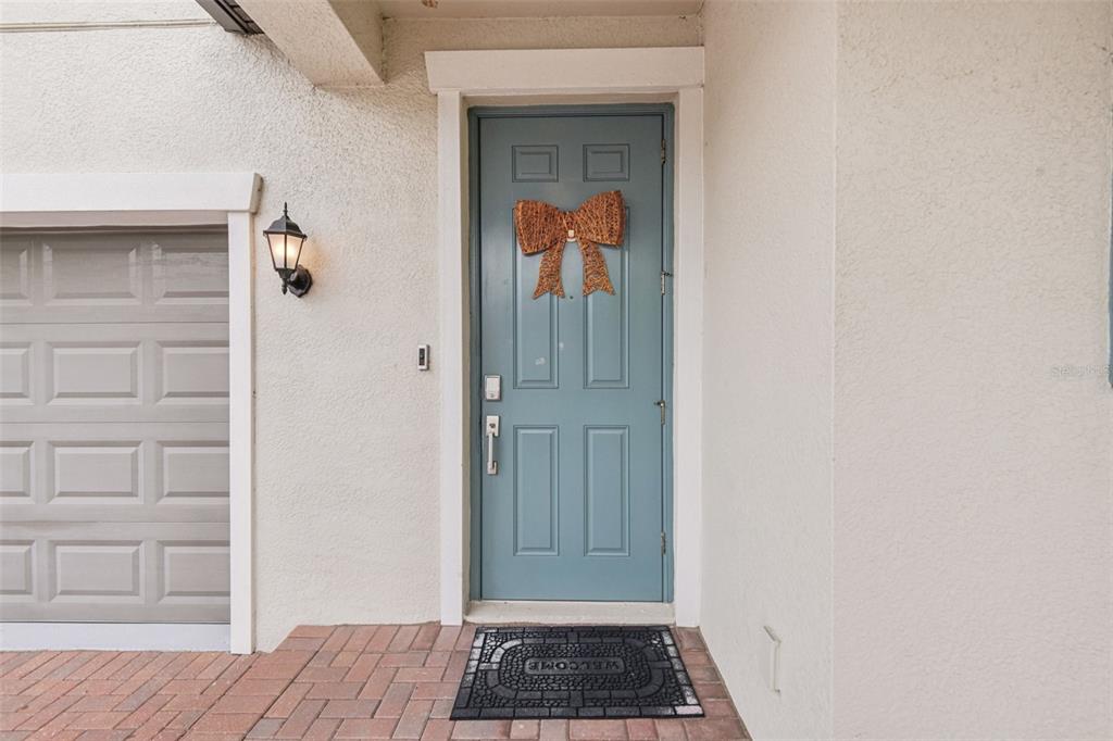 24928 Lambrusco Loop Lutz, FL 33559 - Photo 4 of 57