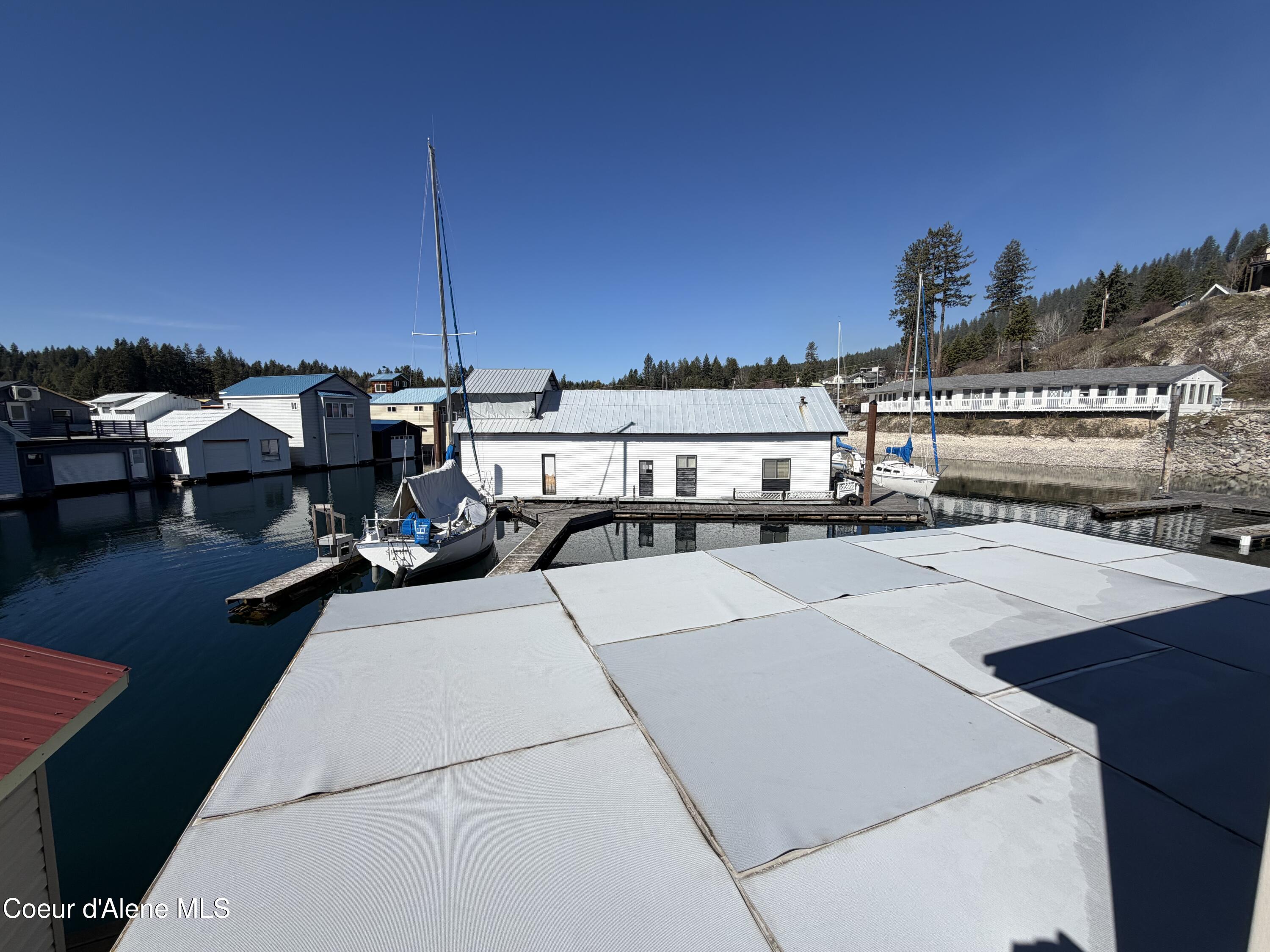 34141 North Scenic Bay C Dock Road Bayview, ID 83803 - Photo 36 of 49 OPEN DECK AREA