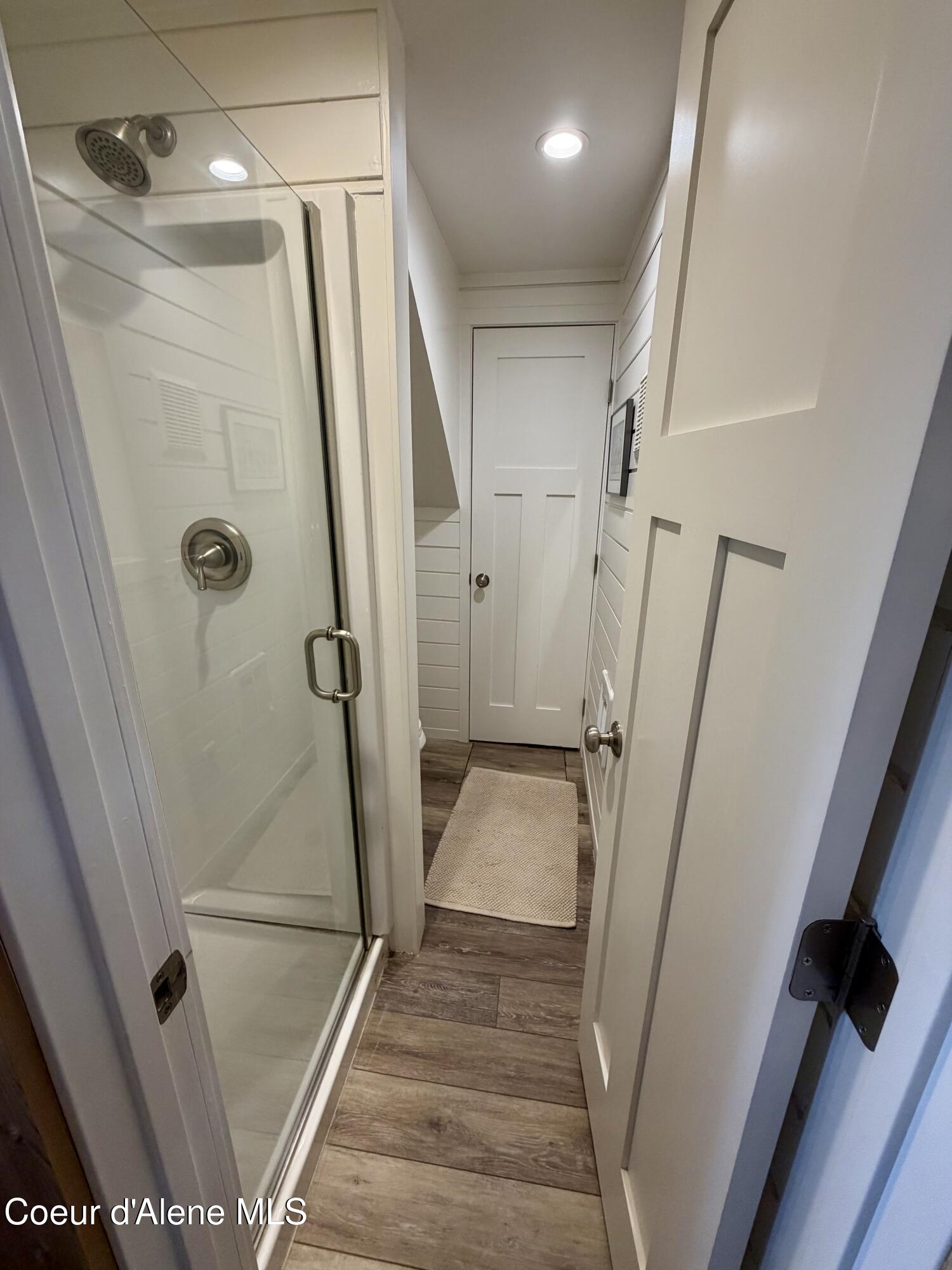 34141 North Scenic Bay C Dock Road Bayview, ID 83803 - Photo 42 of 49 BATHROOM