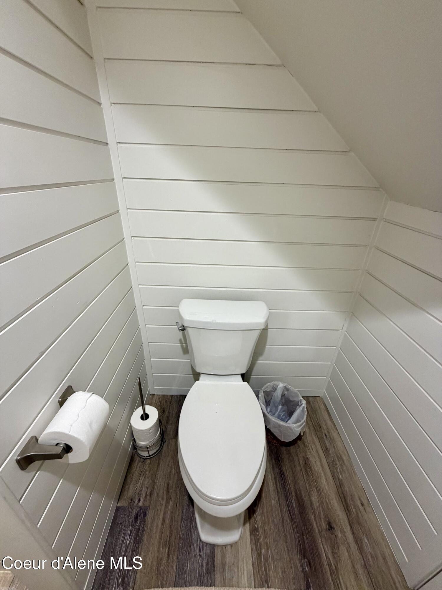 34141 North Scenic Bay C Dock Road Bayview, ID 83803 - Photo 44 of 49 BATHROOM