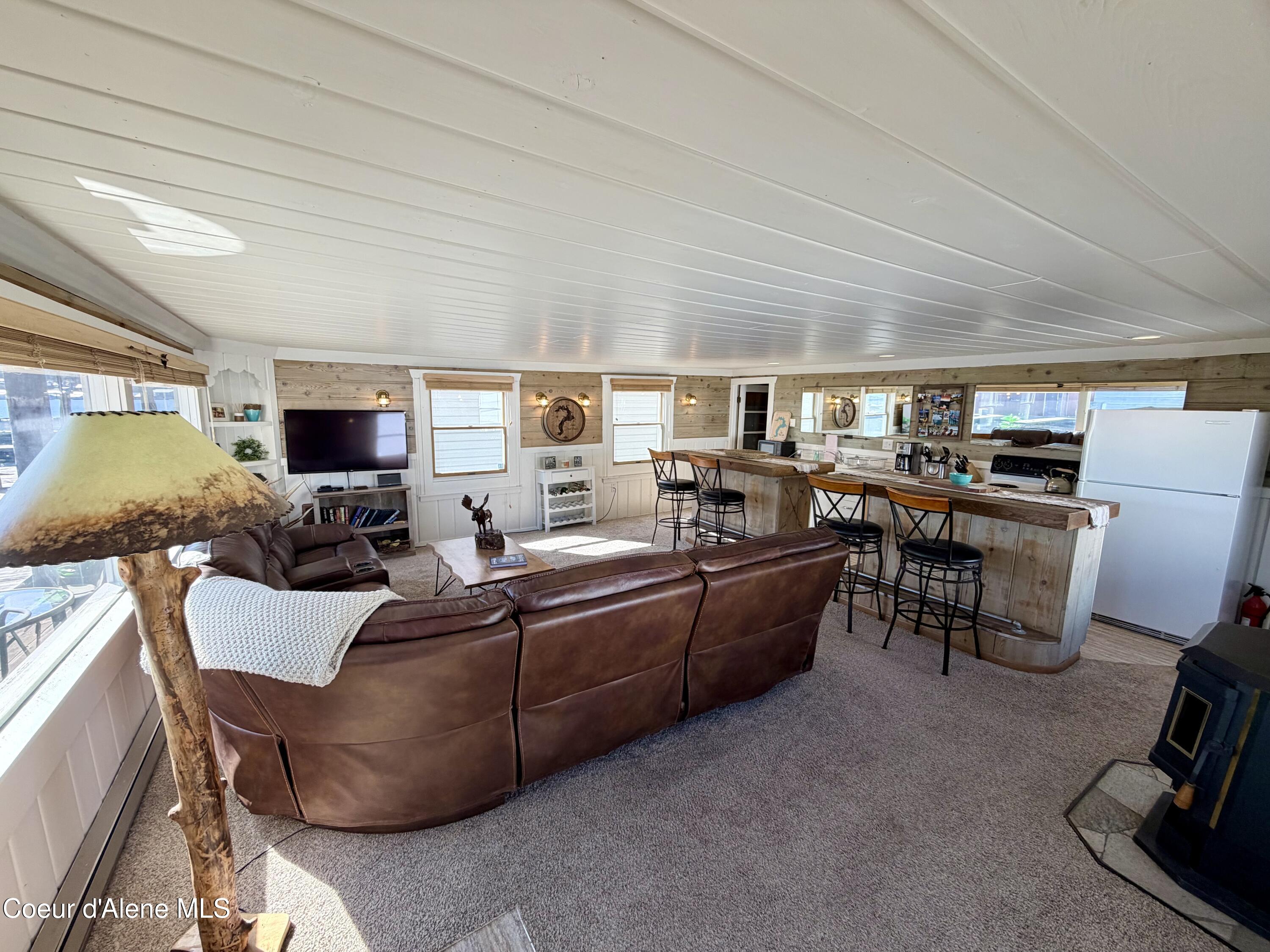 34141 North Scenic Bay C Dock Road Bayview, ID 83803 - Photo 6 of 49 LIVING