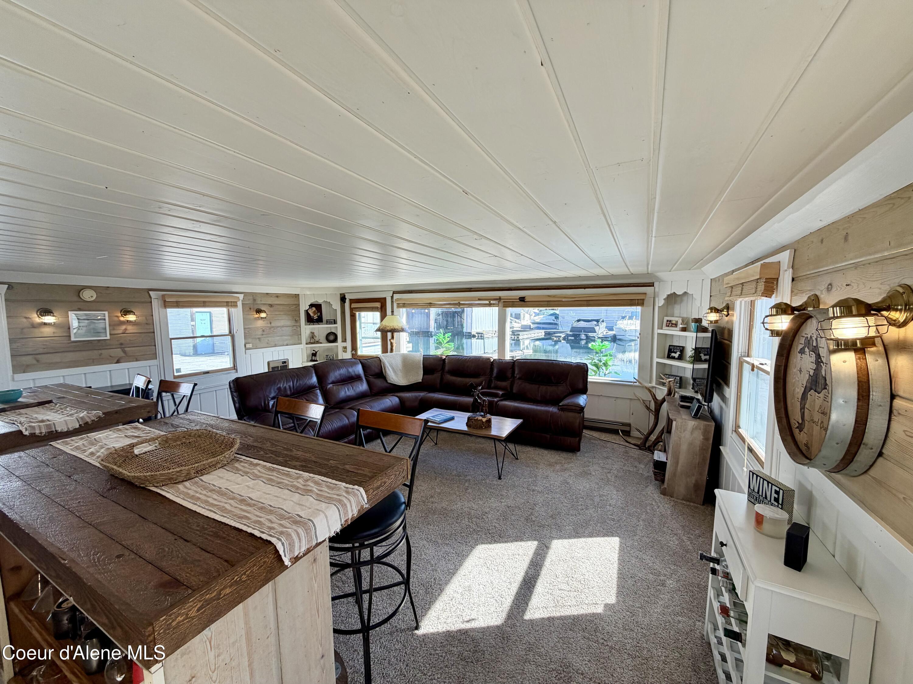 34141 North Scenic Bay C Dock Road Bayview, ID 83803 - Photo 8 of 49 LIVING