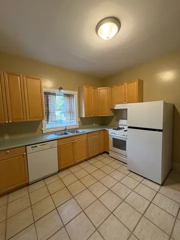 $295,000 | 307 South McLean Street, Bloomington, IL 61701