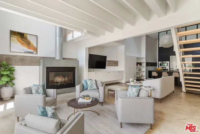 $10,000 | 1132 5th Avenue, Venice, CA 90291