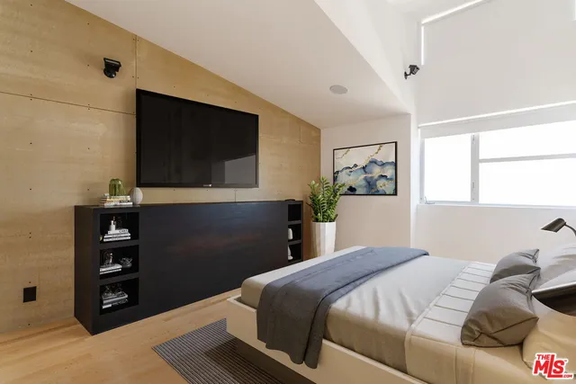 $10,000 | 1132 5th Avenue, Venice, CA 90291