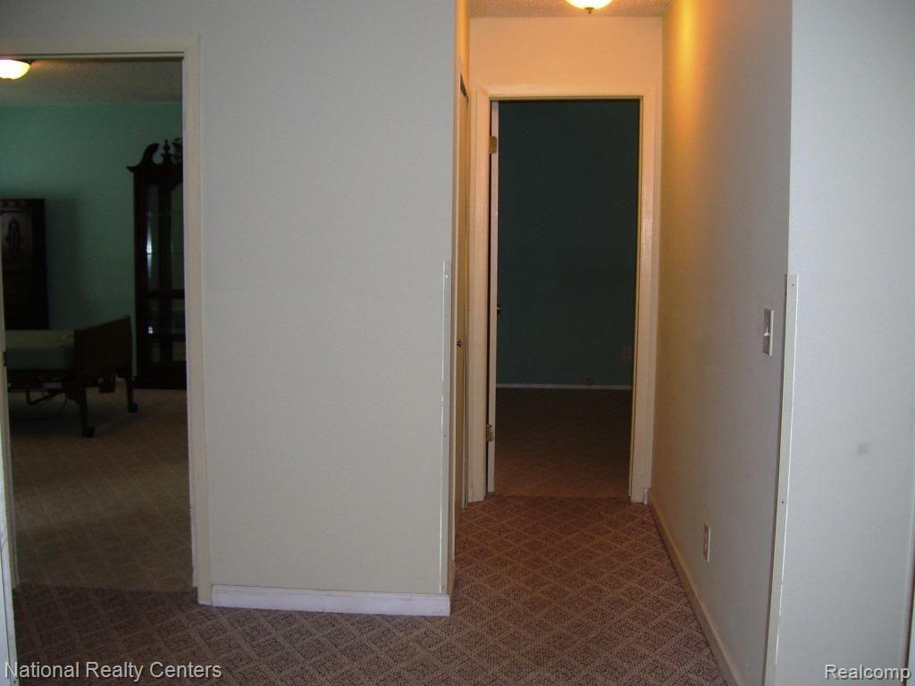 23600 Middlebelt Road Farmington Hills, MI 48336 - Photo 22 of 35