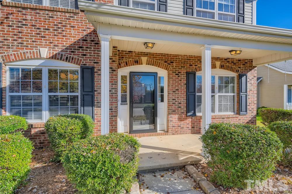 4905 Ayden Mill Road Apex, NC 27539 - Photo 4 of 30 Gallery Image 4