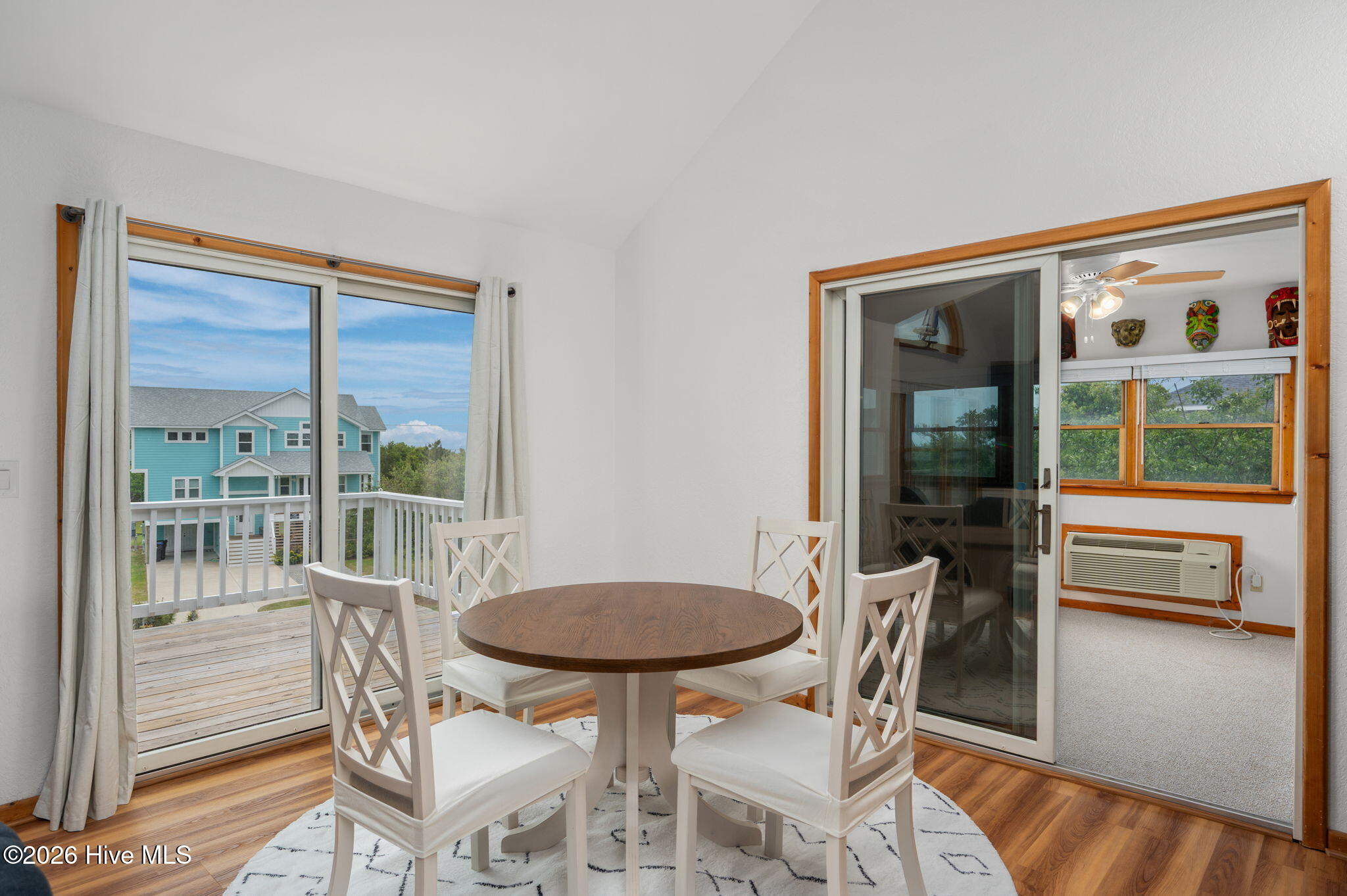 120 Jaycrest Road Duck, NC 27949 - Photo 15 of 77 17-web-or-mls-120-Jaycrest-TL-Dining