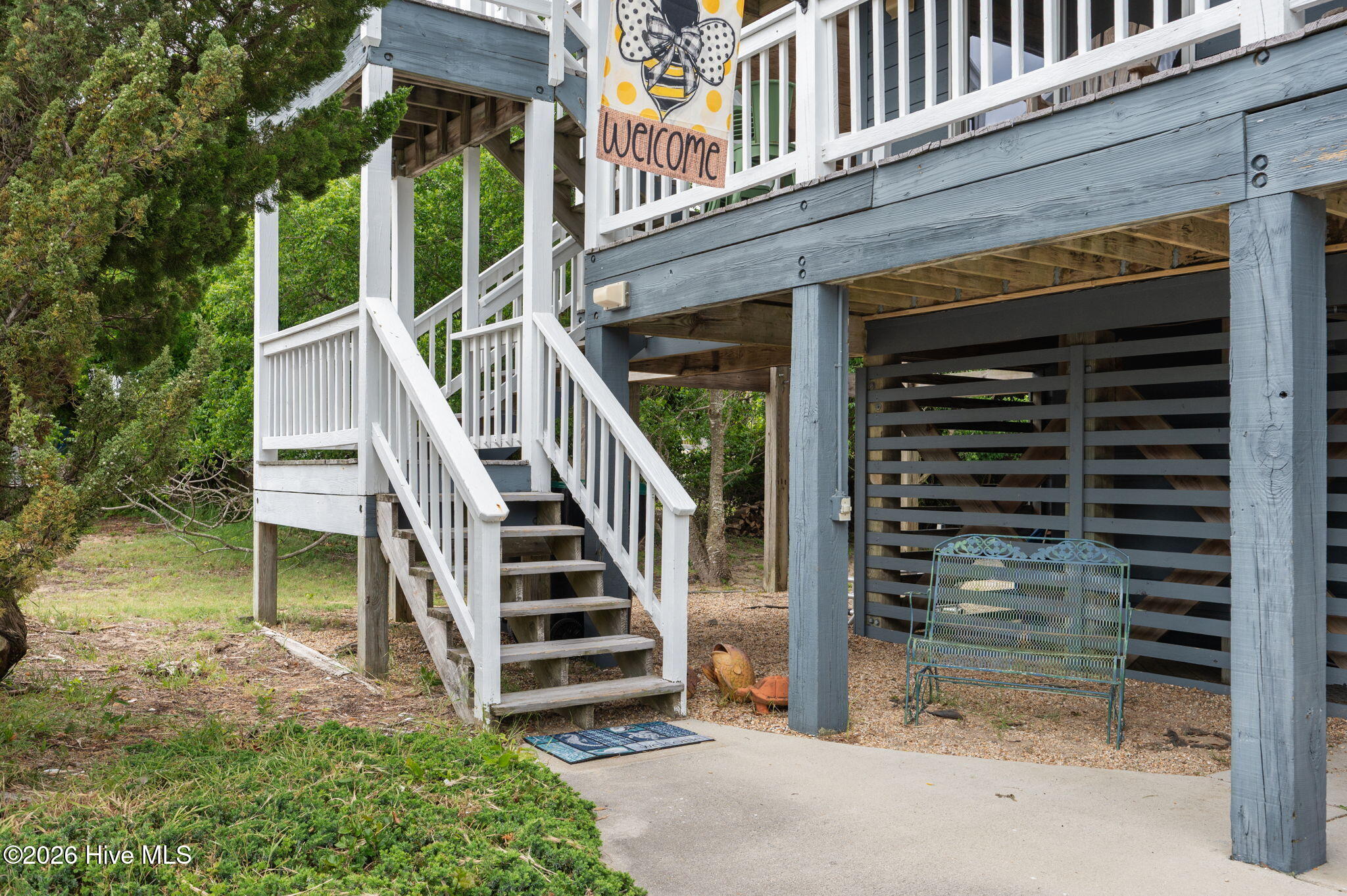 120 Jaycrest Road Duck, NC 27949 - Photo 58 of 77 56-web-or-mls-120-Jaycrest-Stairs
