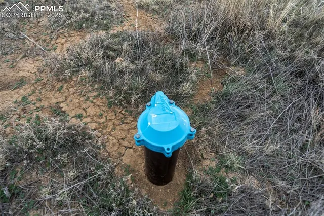view of a large building
