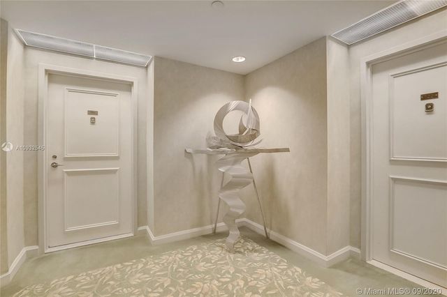 $480,000 | 3640 Yacht Club Drive, Unit 705, Aventura, FL 33180