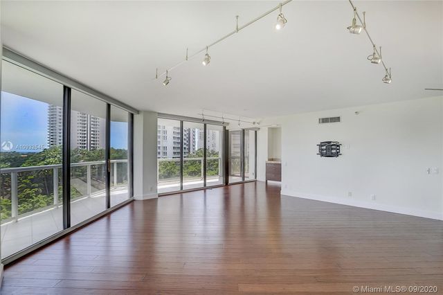 $480,000 | 3640 Yacht Club Drive, Unit 705, Aventura, FL 33180