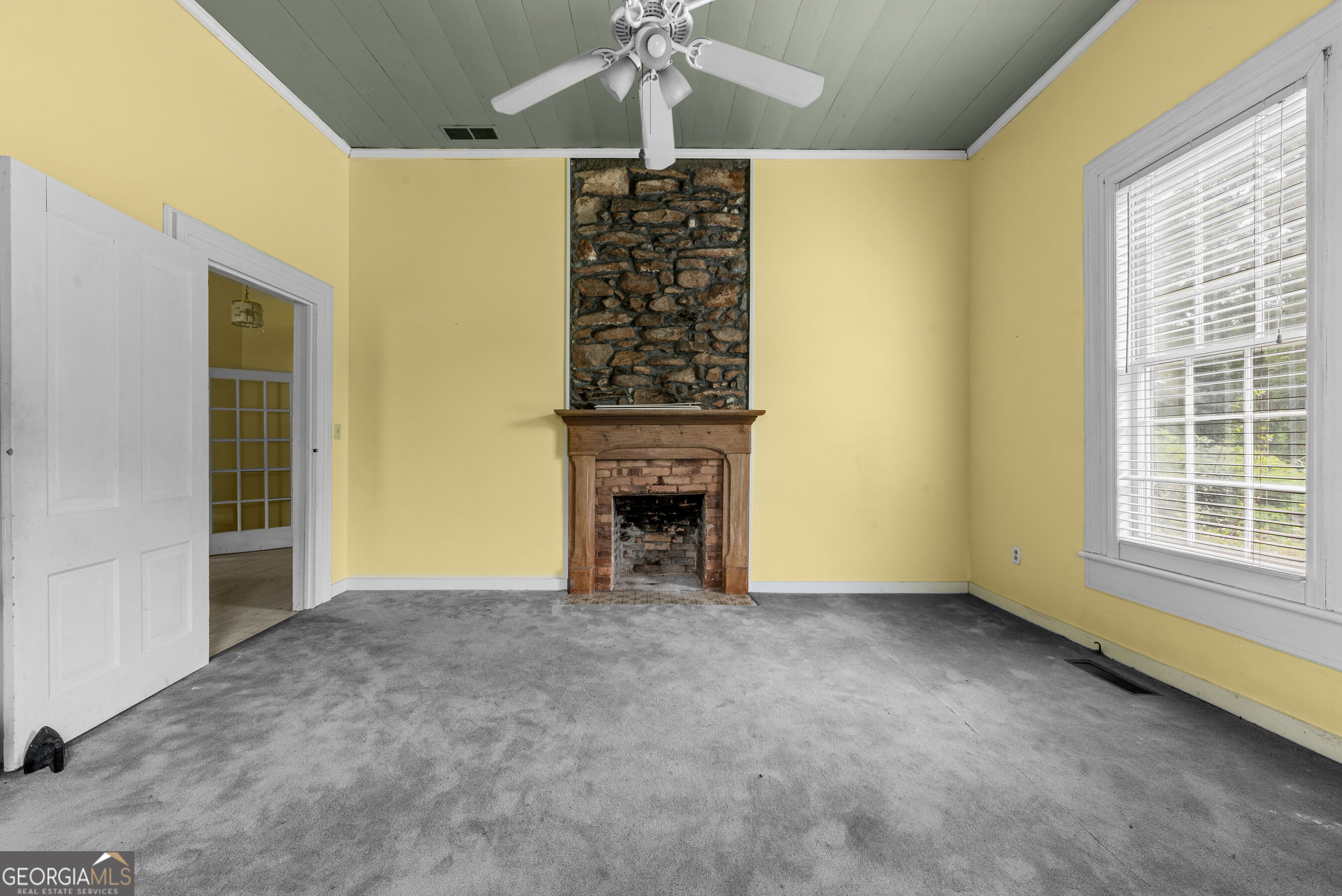 1047 Dixie Road Covington, GA 30014 - Photo 13 of 46 Gallery Image 13