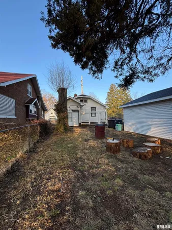$85,000 | 1800 North Machin Avenue, Peoria, IL 61604