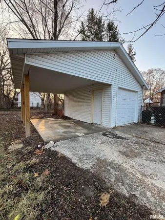 $85,000 | 1800 North Machin Avenue, Peoria, IL 61604
