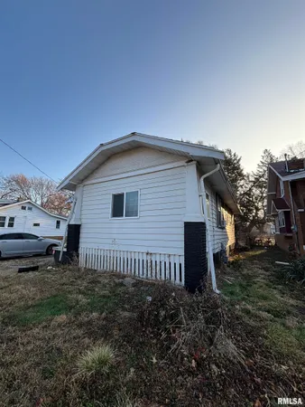 $85,000 | 1800 North Machin Avenue, Peoria, IL 61604