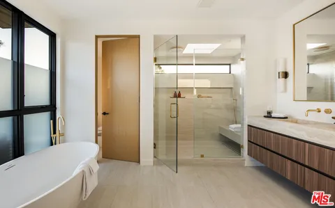 $3,695,000 | 12806 Admiral Avenue, Los Angeles, CA 90066