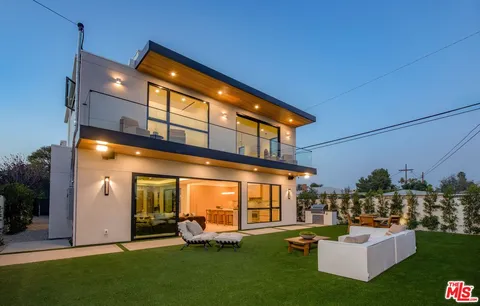 $3,695,000 | 12806 Admiral Avenue, Los Angeles, CA 90066