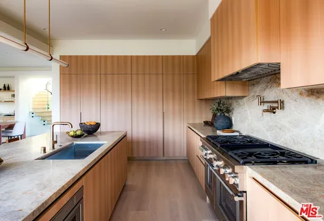 $3,695,000 | 12806 Admiral Avenue, Los Angeles, CA 90066