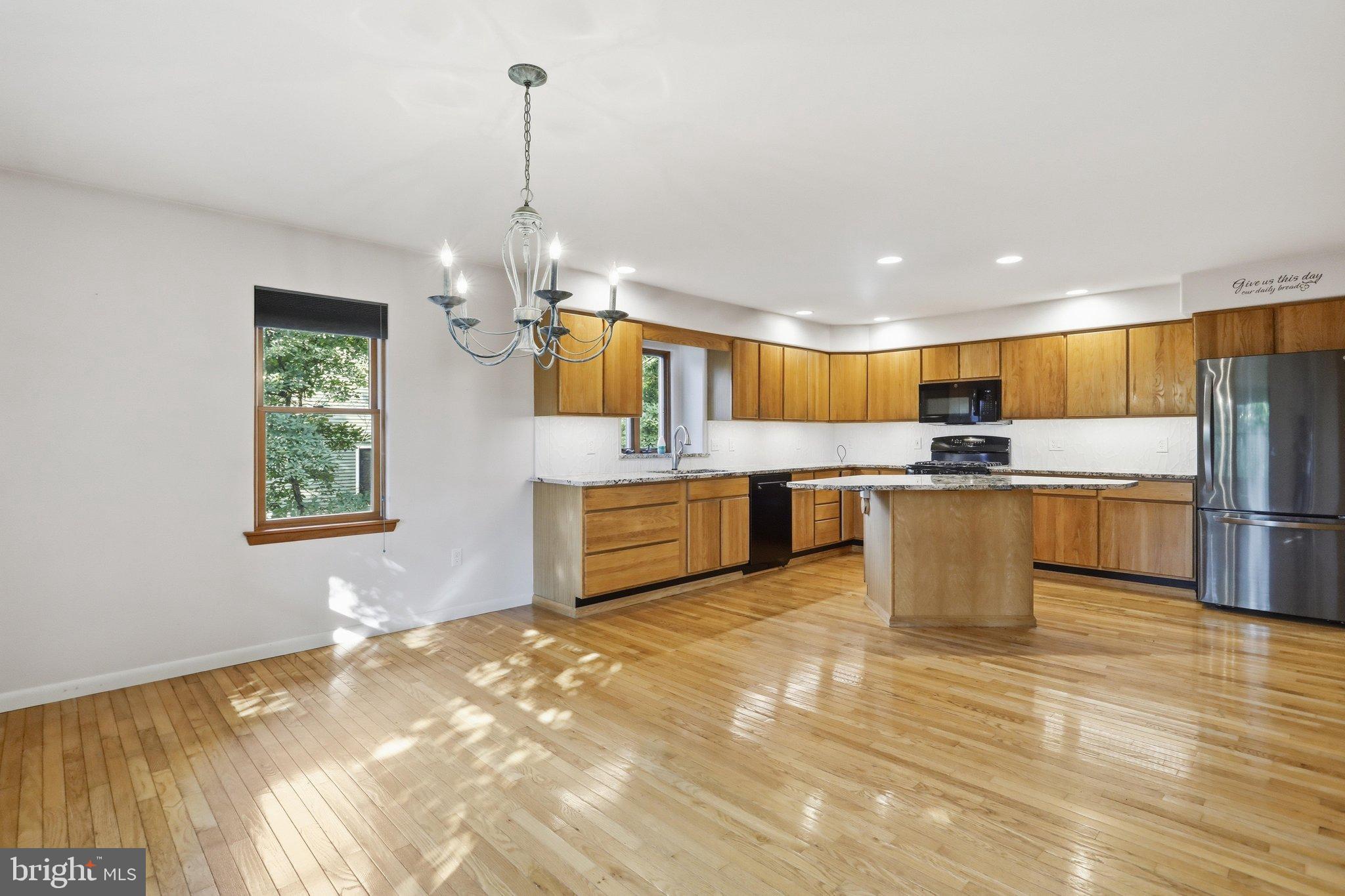 430 Forbes Road Bedford, PA 15522 - Photo 13 of 62 Kitchen/dining