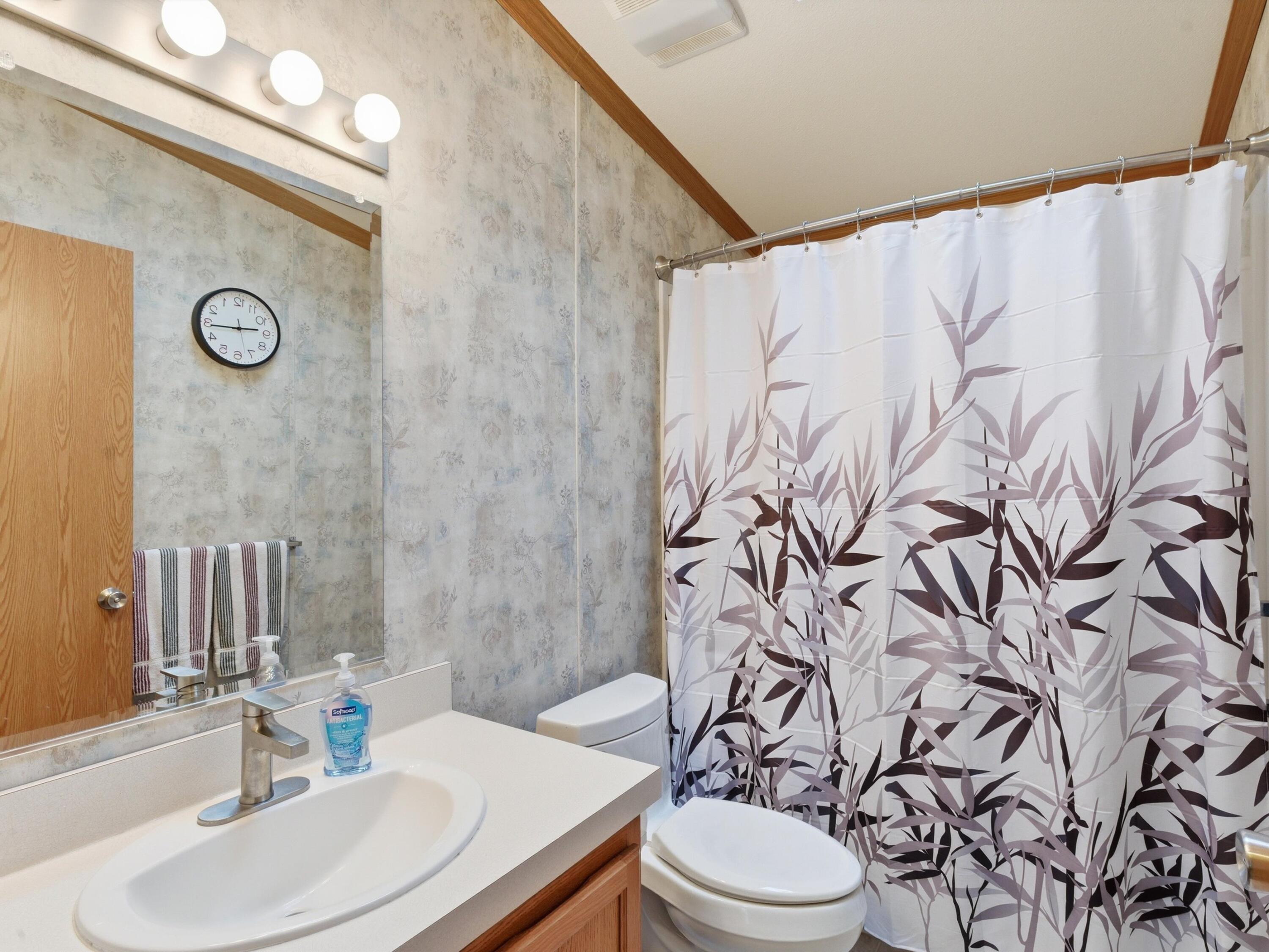 3534 Granite Road Sheboygan, WI 53083 - Photo 16 of 19 16-016_2969182_00180